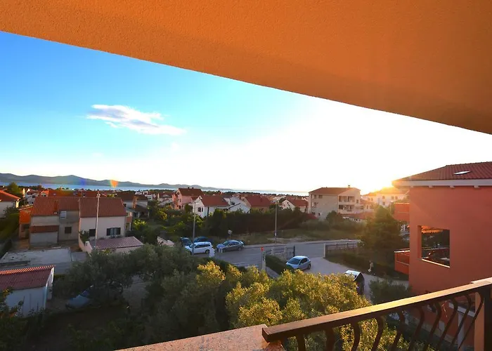 Silvana Sunset View Apartamento *