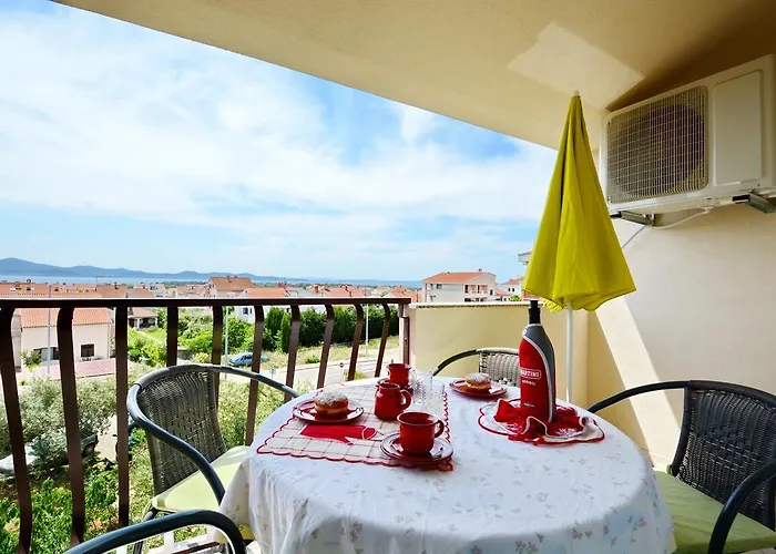 Silvana Sunset View Apartamento *